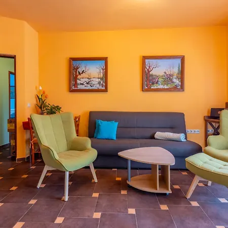 Dana Holiday home *