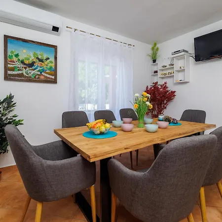 Vakantiehuis Dana Grižane